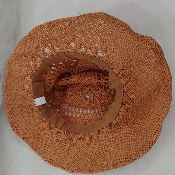 Straw hat - Picture 4 of 5